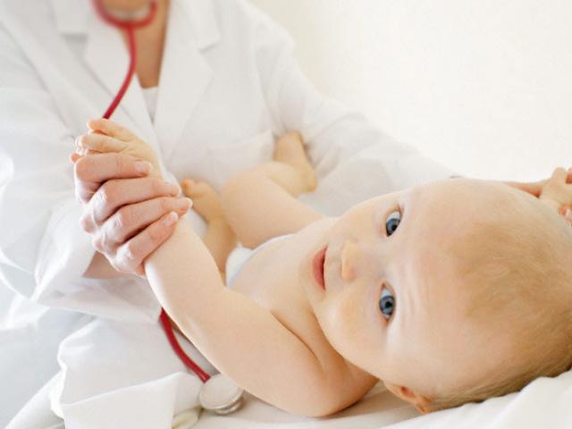 Прививки недоношенным детям, когда проводится вакцинация?