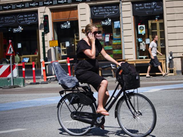 Можно ли беременным женщинам кататься на велосипеде